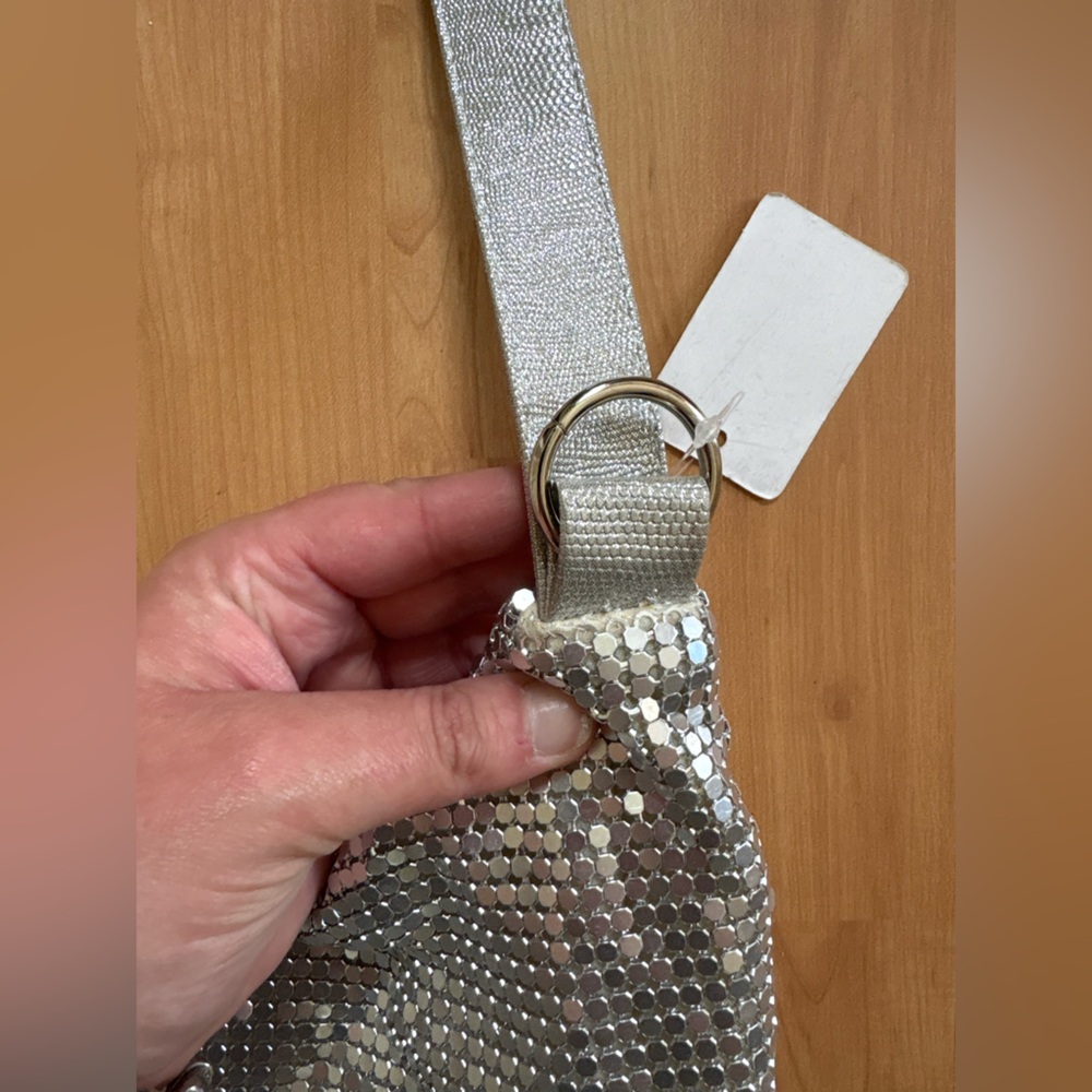 NWT Fox’s Whiting & Davis inspired - Sequin Shoulder Bag w beautiful hardware - Picture 11 of 11